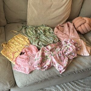 Girly coquette clothing bundle 🎀